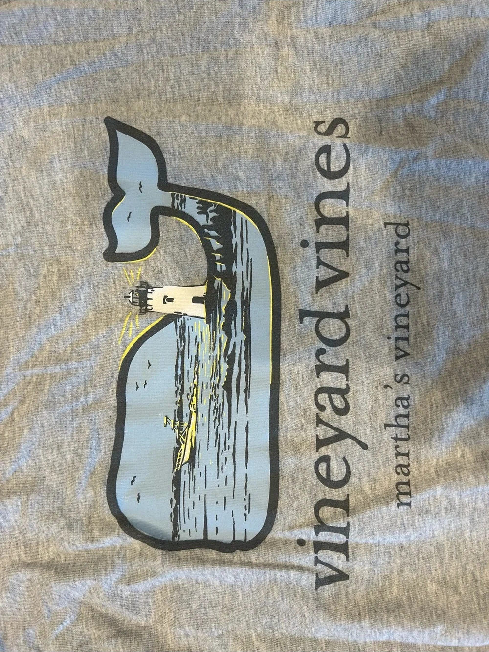 Vineyard Vines Light Gray Martha’s Vineyard inspired tee - Picture 5 of 5